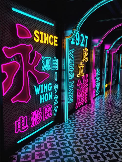 18岁禁看毛片的相关介绍