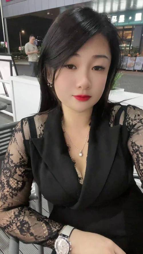 美女福利影视蜜桃av的相关介绍