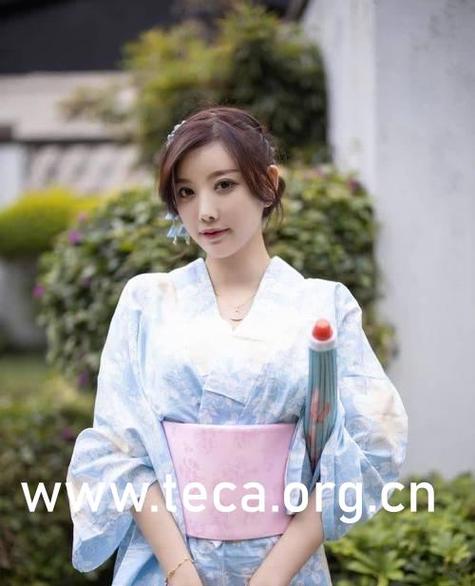 欧美少妇oooo的相关介绍