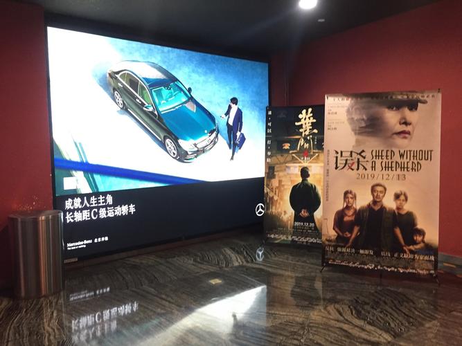 丰满女人在线观看免费看的相关介绍