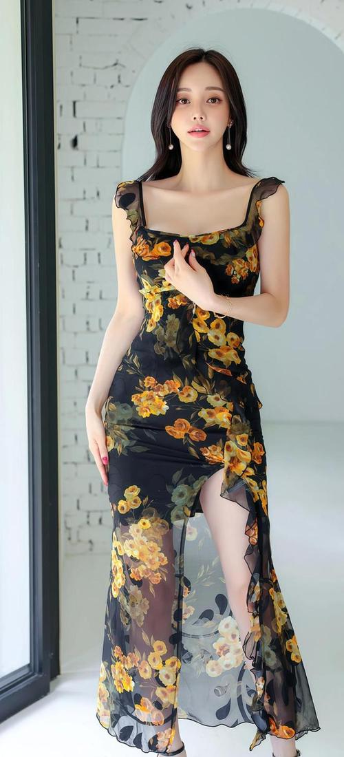 女性酥酥影院的相关介绍