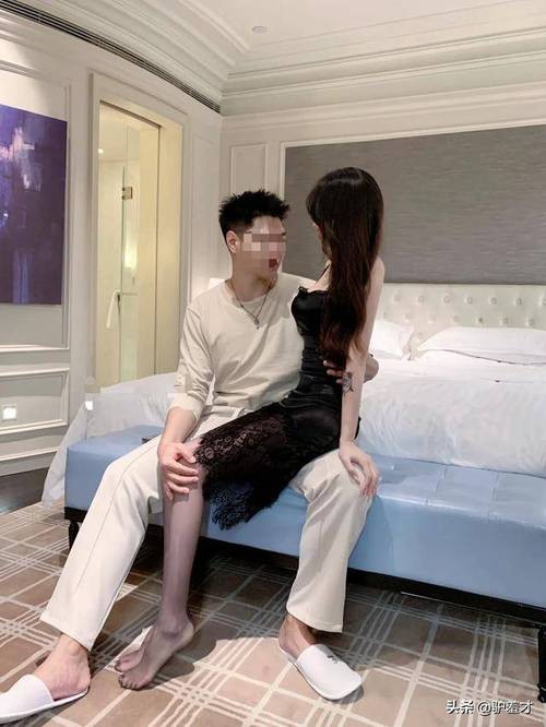 丰满人妻按摩电影的相关介绍