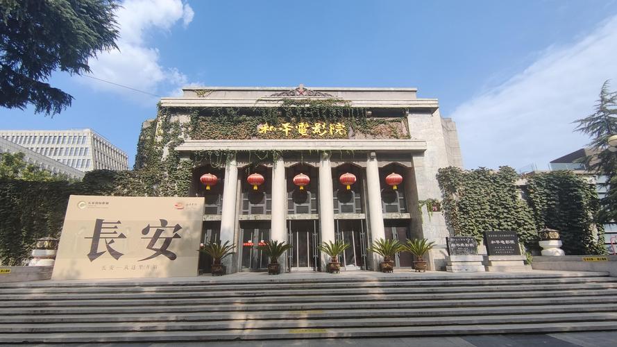 一级av淫片的相关介绍