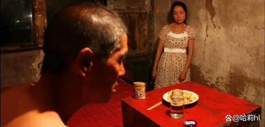 一边亲一边摸下面.的相关介绍