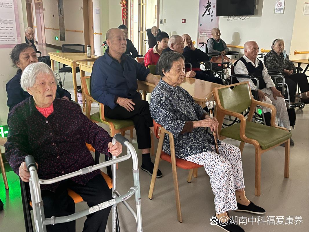 成人看片18女人毛片免费看的相关介绍