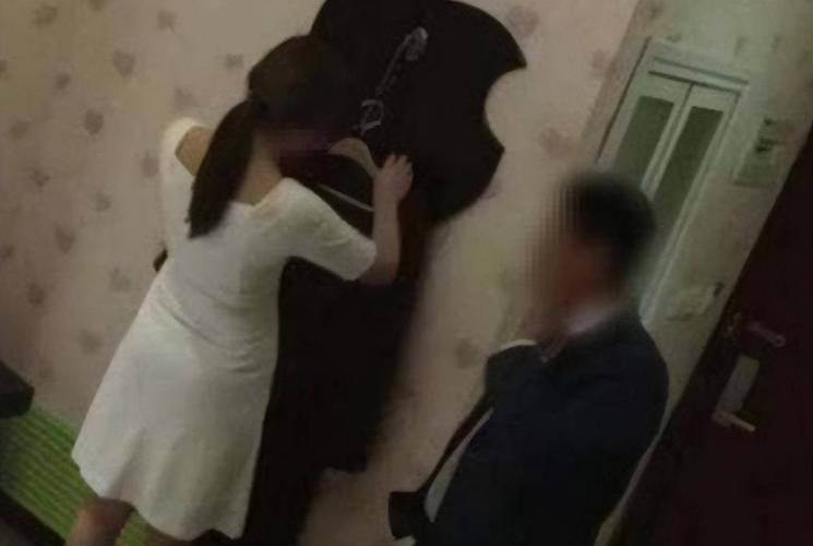 激情久久精品的相关介绍
