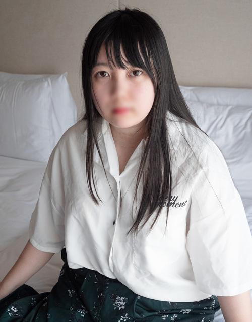 免费看女人啪啪的相关介绍