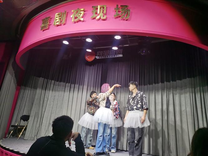人妻少妇成人的相关介绍