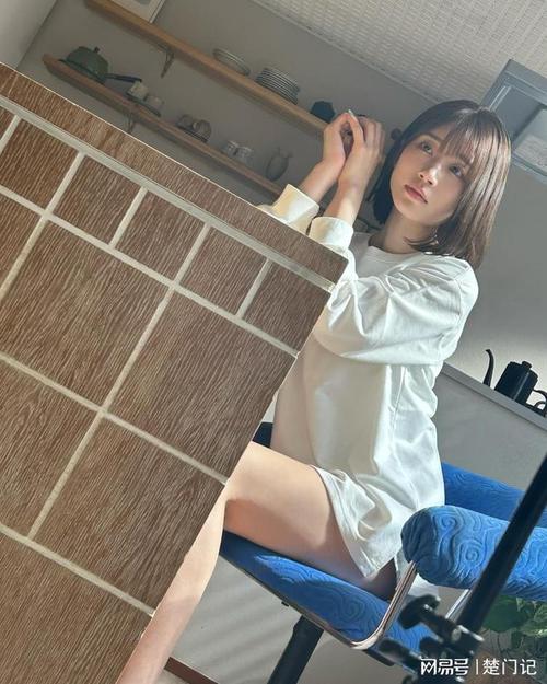 色悠悠av的相关介绍