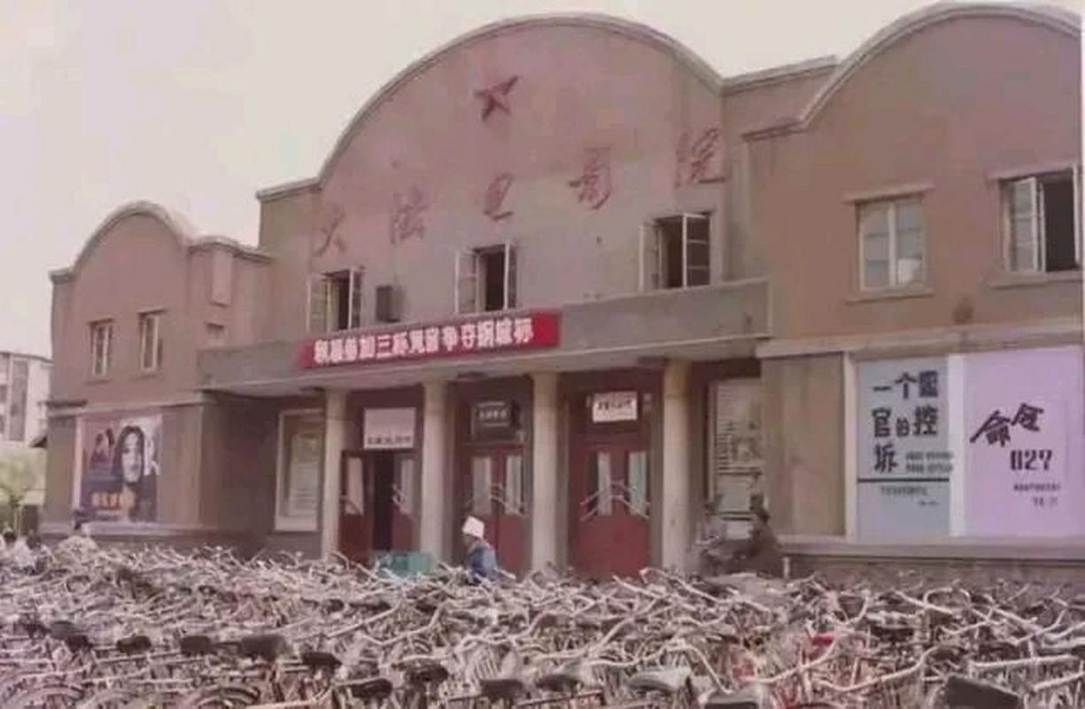 手掌黄色是什么原因女性的相关介绍