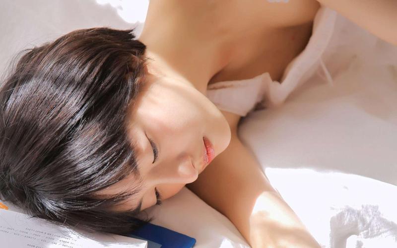 亚洲激情男人的天堂的相关介绍