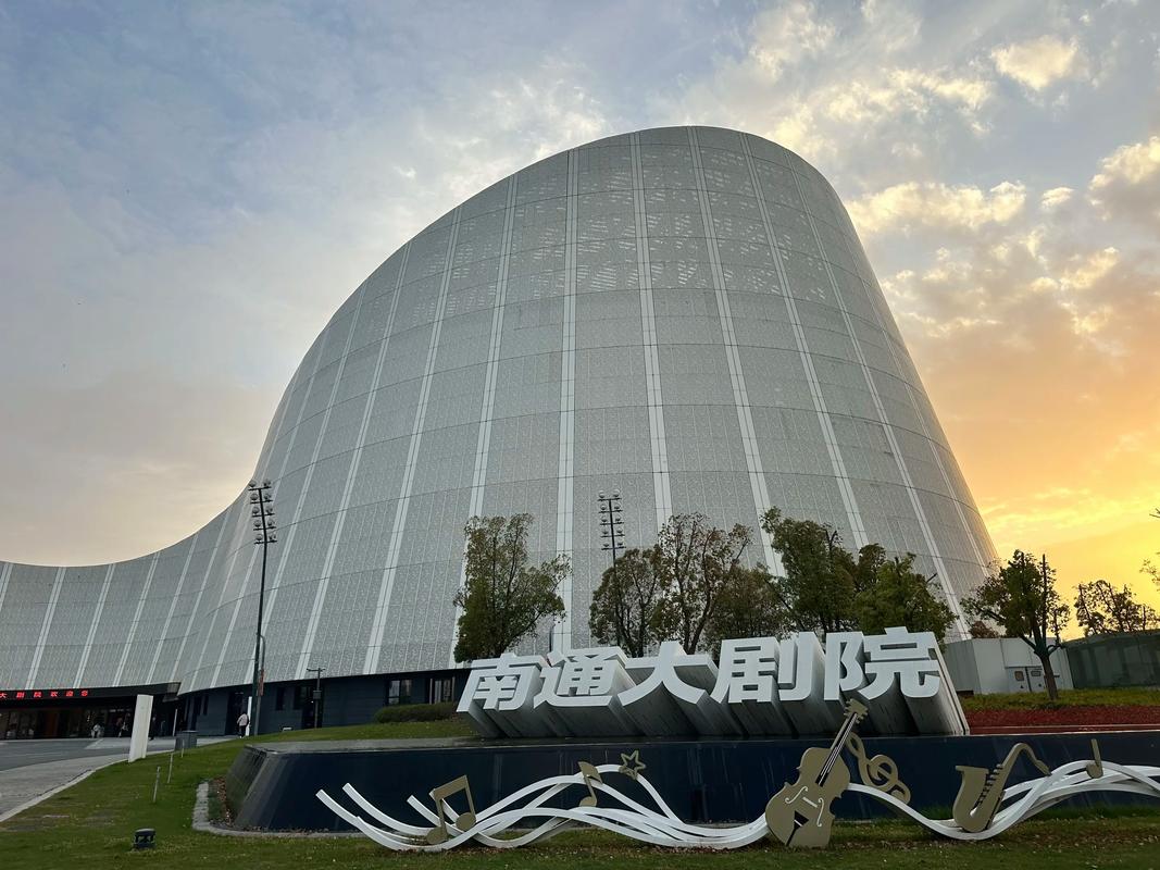 在线看18禁动漫的相关介绍