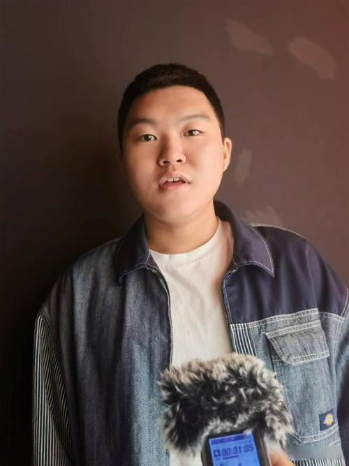 av少妇高清的相关介绍