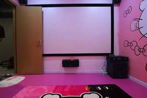 成人黄色录像女人片播放的相关介绍