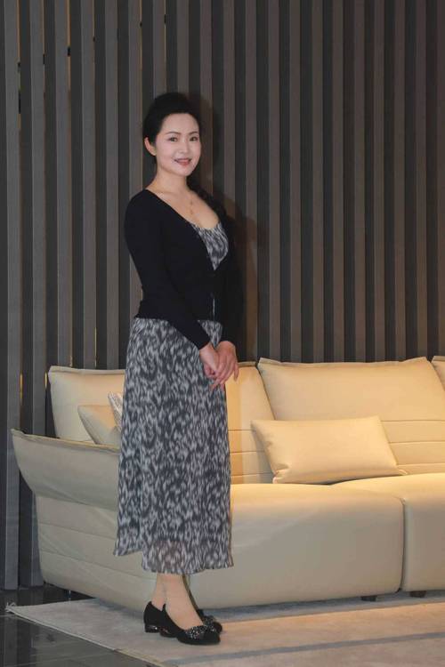55岁女性内裤分泌物发黄是怎么回事的相关介绍